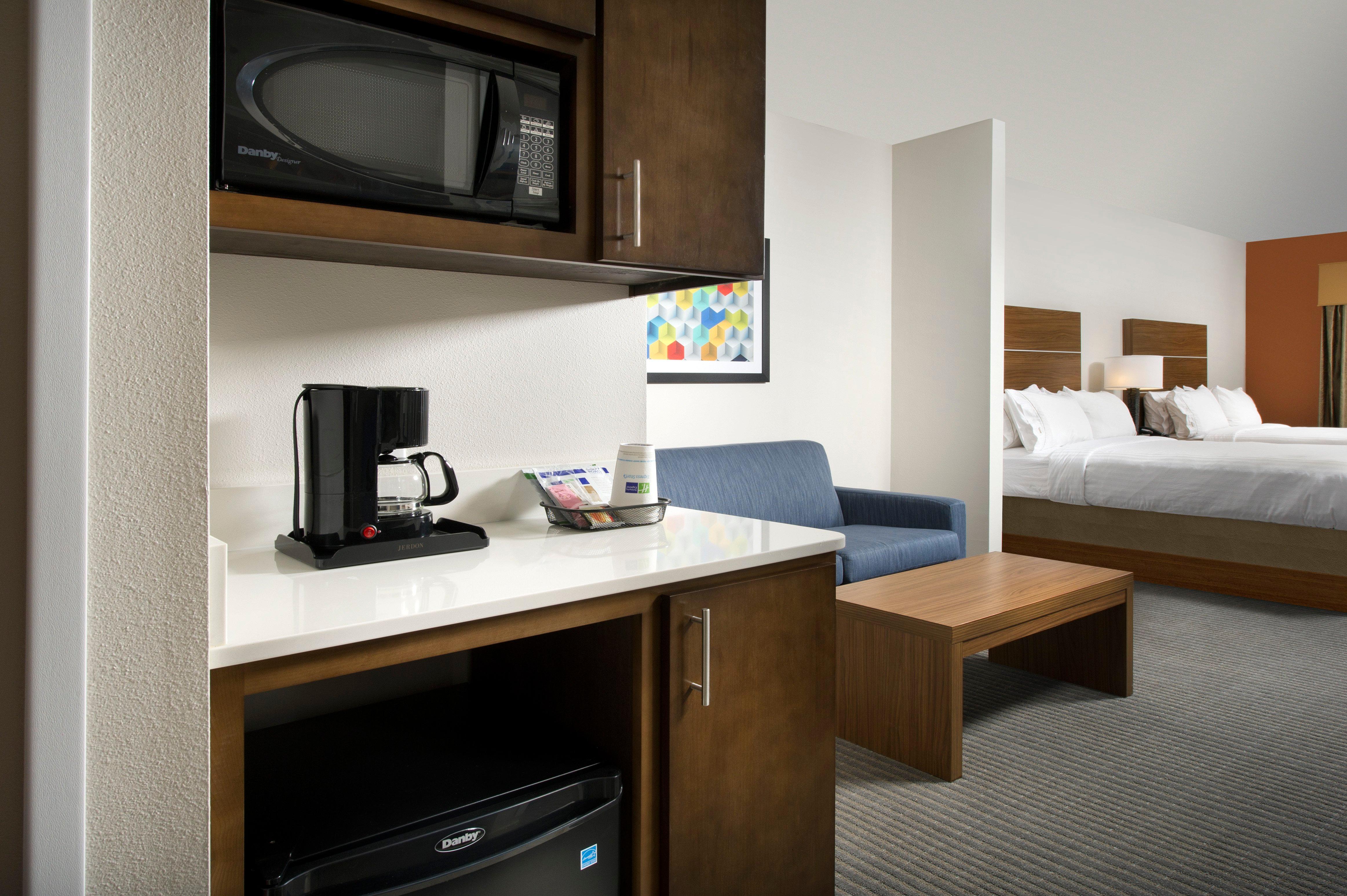 Holiday Inn Express & Suites Bay City By Ihg Exterior foto