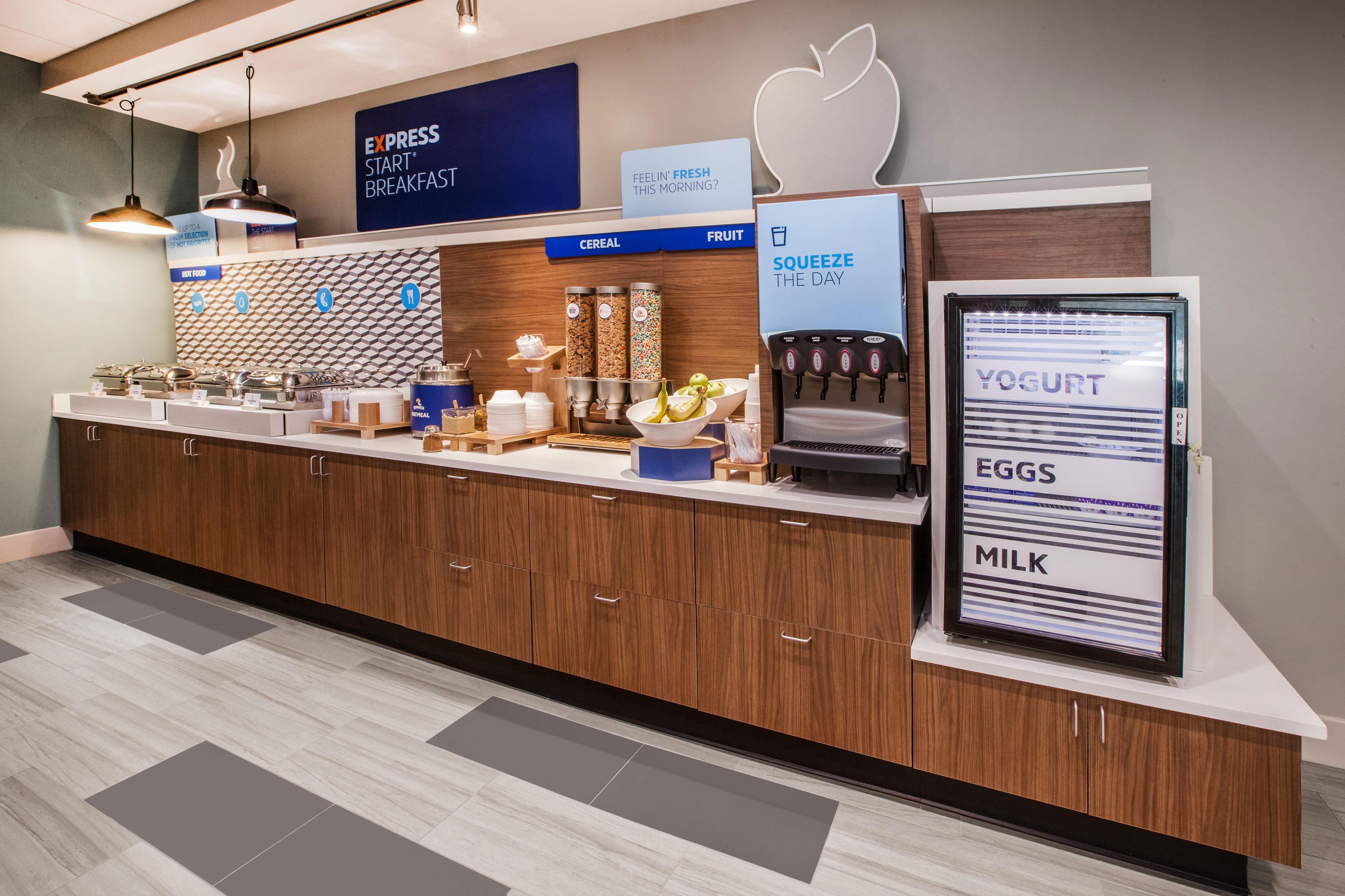 Holiday Inn Express & Suites Bay City By Ihg Exterior foto